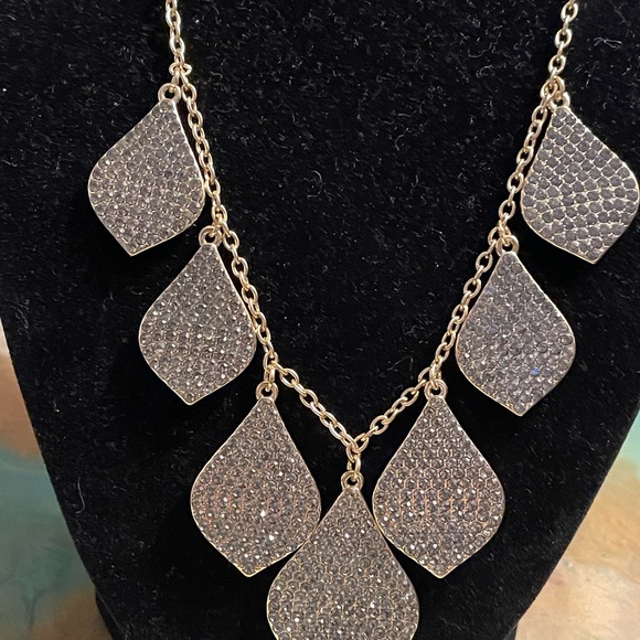 INC necklace - Picture 2 of 4